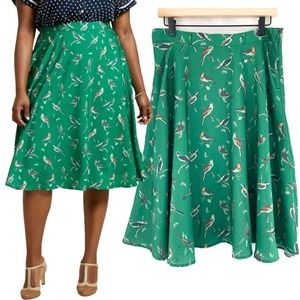 Modcloth Women's Novelty Print Green Bird Print A Line Circle Skirt size Large